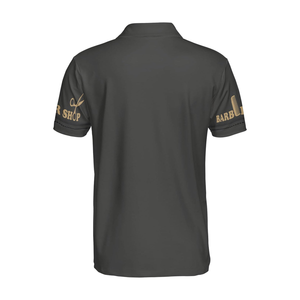 Camiseta Moderna de Manga Corta con Cuello en V para Hombre, Corte Regular, Sublimada, de Poliéster, con Diseño Personalizado para Estilistas de Peluquería - Product Image 3