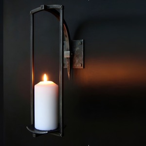 Elegant Metal Wall <b>Sconce</b> Featuring Premium Finish For Luxury Home Bedroom And Hallway <b>Lighting</b> - Product Image 1