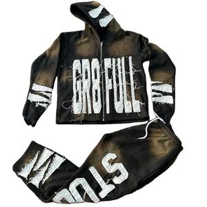 Survêtements pour hommes avec logo personnalisé en gros, broderie avec fermeture éclair usée, survêtements respirants et lourds fabriqués au Pakistan - Product Image 2