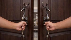 Poignée de porte en fer forgé à la main en forme de tête de cerf, finition peinte, style traditionnel, installation facile pour portes - Product Image 5