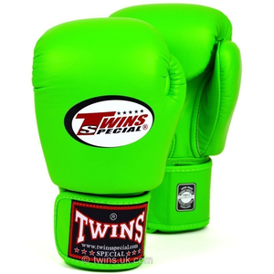 Guantes de Boxeo TWINS IP-300 con Cordones, Profesionales para Muay Thai, Entrenamiento y Sparring, Absorben la Humedad, Cuero Vacuno de Primera Calidad, para Exteriores - Product Image 4