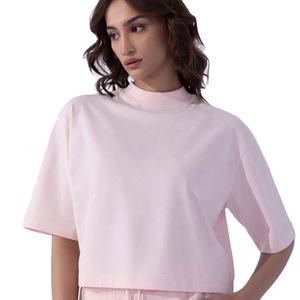 Camisetas cortas informales OEM para mujer, diseño personalizado, camiseta de calidad superior con cuello simulado en blanco, Camiseta holgada de manga corta de algodón suave - Product Image 1