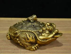 Premium Artisan Aroma <b>Bakhoor</b> Incense Burner Built for <b>Oud</b> Wood for Elevated Living Environments - Product Image 5