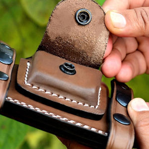 Funda de cuero resistente para cuchillo con presilla para cinturón, para camping, supervivencia, trabajo al aire libre, cocina y almacenamiento de cuchillos utilitarios - Product Image 4