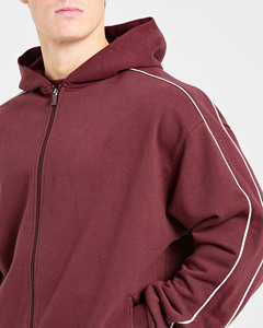 Ensemble de survêtement pour homme 2 pièces, comprenant un sweat à capuche zippé et un pantalon de jogging, couleur bordeaux, coupe oversize, respirant, pour la gym et l'entraînement, avec logo personnalisé OEM - Product Image 5