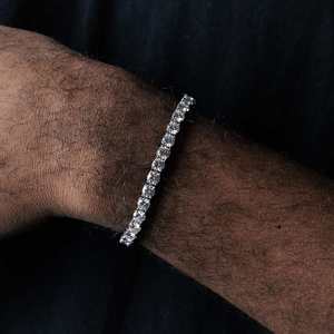 Bracelet de luxe en diamants de 5 mm pour homme, en argent, coupe ronde, style classique, serti de diamants - Product Image 4