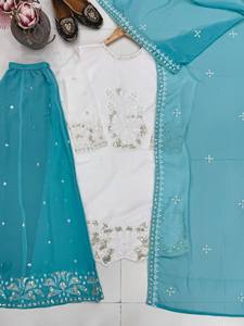 Nouveau costume Sharara 3 pièces de style fête, avec broderies lourdes et sequins, réversible et extensible, par un créateur - Product Image 5