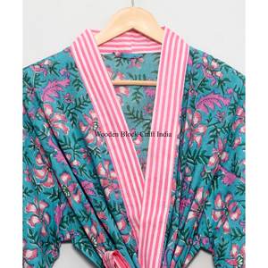 Kimono en pur coton, texture douce et lisse, col en V, design simple et imprimé floral, pour un style décontracté. - Product Image 4