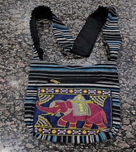 Bolso de Hombro Estilo Étnico Banjara Vintage Boho, Bordado a Mano, Tribal, Gitano, Indio, Patchwork, Informal, GC-BG-979 - Product Image 1