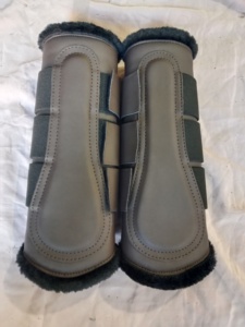 BRAND ZONE Equine Boots Patent Leather Horse Tendon Brushing Boots Splint Boots with 8MM Neoprean and Faux Fur <b>Equestrian</b> horse - Product Image 3
