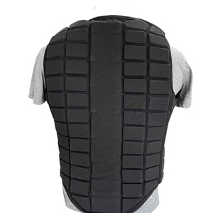 Chaleco de equitación SOLID INTERNATIONAL transpirable, ligero, acolchado, de poliéster y nailon, unisex, para protección ecuestre al aire libre. - Product Image 4