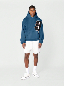 Sweat-shirts à capuche surdimensionnés de luxe avec broderie de logo personnalisé OEM, épaules tombantes, épaisseur 500 GSM, patchs personnalisés, 100% coton molletonné pour hommes - Product Image 3