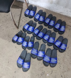 PVC Home Anti-Slip Breathable Lightweight Slip-on Slides Slippers - Product Image 3