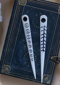Aguja de Coser Decorativa con Incrustaciones de Hueso, Hecha a Mano por Artesanos, para Sastres Profesionales, Diseñadores y Amantes de las Manualidades - Product Image 4