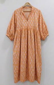 Robe mi-longue trapèze pour femme indienne, faite à la main, 100 % coton, motif floral tie-dye, taille naturelle, respirante, écologique, idéale pour l'été et les occasions formelles - Product Image 2