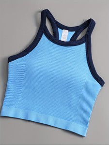 Top Deportivo de Yoga para Mujer con Bloques de Color - Camisola Roja y Gris en Contraste, Realza el Contorno del Pecho, Top Acanalado Sin Aros de Corte Ajustado - Product Image 5