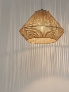 Lámpara Colgante LED de Ratán Tejido con Alta Luminosidad - Product Image 1