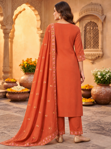Ensemble Kurta 2 pièces pour femmes, été, élégant, imprimé orange, toile brodée, col en coton, manches trois-quarts, séchage rapide - Product Image 6