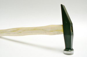 Marteau à fer à cheval de qualité supérieure en acier forgé avec poignée ergonomique pour applications professionnelles de fermeuse - Product Image 5