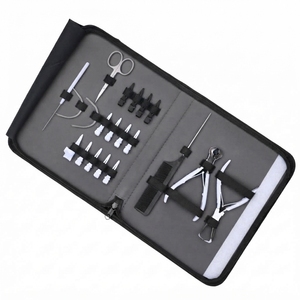Kit complet de pinces pour extensions capillaires Microlink : Pince à ouvrir et fermer les micro-perles, Coupe-keratine, Outil de scellage de bandes, Pinces, Peigne - Product Image 6