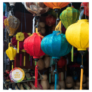 Lanterne en bambou de Hoi An 30cm/35cm/40cm/45cm - Formes et couleurs variées - Lanterne pour hôtel, restaurant, mariage, jardin - Caryln - Product Image 1