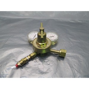 Regulador de Presión Harris 425-125, 200, 4000 PSI - Equipo y Piezas de Semiconductores de Confianza de Marca Global - Product Image 2