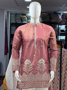 Ensemble de kurta scintillant de qualité supérieure pour homme avec broderies et perles, tenue traditionnelle indienne et pakistanaise pour festivals et mariages, coupe classique - Product Image 4