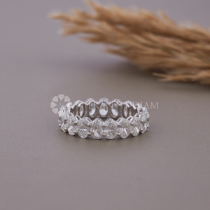 Bague d'éternité en or blanc de haute qualité avec diamants de laboratoire taille ovale pour mariage et fiançailles, pour femme - Product Image 1