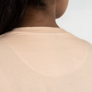 T-shirt streetwear haut de gamme pour femme – T-shirt minimaliste et élégant pour le quotidien – Haut tendance pour femme – Chemise urbaine pour femme - Product Image 2