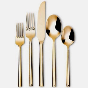 Ensemble de couverts élégant en acier inoxydable, design classique mat doré, poignée élégante, vente chaude, par un designer de mode - Product Image 1