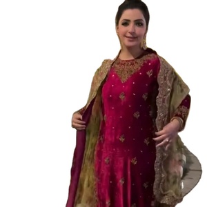 Robe longue pakistanaise Salwar Kameez Dupatta en velours modal viscose brodé de couleur vive pour soirée et événements - Product Image 1