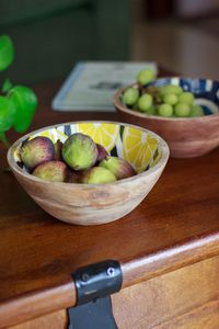 Hermosa Frutera de Madera Natural con Diseño Artesanal Rústico Hecho a Mano - Product Image 4