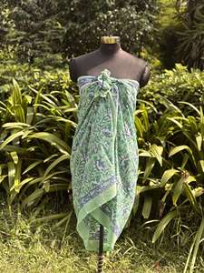 Pareo de Playa de Algodón con Estampado Artesanal Indio, Sarong de Playa de Tela Suave de Voile, Pareo de Verano, Regalo para Ella - Product Image 4