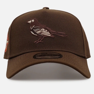 Casquette de baseball vintage marron personnalisée avec logo 3D, patch brodé latéral rétro, visière incurvée, casquette de sport ajustable pour hommes - Product Image 1