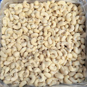 เมล็ดเม็ดมะม่วงหิมพานต์ santigo Kaju มีปริมาณน้อย - Product Image 1