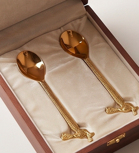 Cuillère de mariage en forme de paon couleur or de luxe, parfaite pour les hôtels, restaurants et services de table de dessert. - Product Image 6