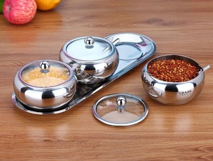 Ensemble de 2 pots à épices en acier inoxydable avec couvercles en verre, cuillères et plateau - Product Image 3