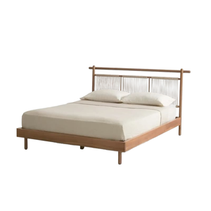 Cadre de lit plateforme minimaliste en teck Japandi avec tête de lit en corde tressée - Product Image 1