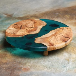 Soporte de resina hecho a mano para tartas, para cumpleaños y fiestas, soporte de resina de lujo con diseño decorativo moderno a precio económico. - Product Image 3