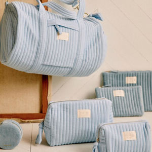 Ensemble de 5 sacs de voyage en velours côtelé avec fermeture éclair, capacité de 20 à 35 L, vente en gros - Product Image 1