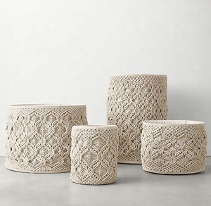 Panier en coton avec poignées, panier de rangement à pompons en macramé avec poignée, panier de ventre en corde, décor en macramé - Product Image 3