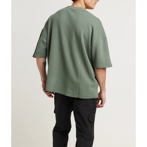 เสื้อเชิ้ตผู้ชายสีเขียวมะกอก ผ้าถักลายวาฟเฟิล แขนสั้น ทรงโอเวอร์ไซส์ ระบายอากาศได้ดี ผ้าฝ้าย สวมใส่สบาย สไตล์ฤดูร้อน - Product Image 2