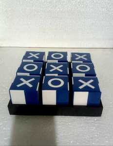Jeu de Tic Tac Toe de luxe fait main en résine époxy, thème dessin animé, plateau XO, statue en résine, décoration d'intérieur, cadeau - Product Image 3