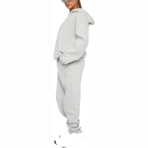 Conjunto Deportivo de 2 Piezas para Mujer, Diseño de Doble Panel, Sudadera con Capucha y Pantalones Deportivos, Transpirable y Ecológico - Product Image 4