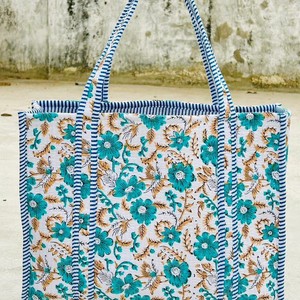 Vintage Quilted <b>Large</b> Tote <b>Bag</b> for Women Open Cotton Handprint Floral Shopping Travel Everyday Shoulder <b>Beach</b> Weekender <b>Bag</b> - Product Image 6