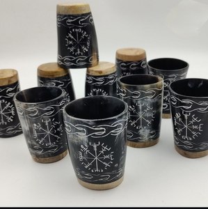 Chope à bière viking en corne naturelle de haute qualité, style vintage, personnalisable pour la bière et le vin, au meilleur prix - Product Image 3