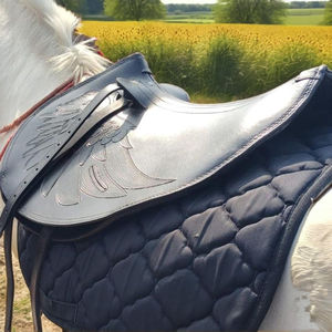 Sillín de carrera ligero de cuero genuino 100% para carreras de caballos productos de Carreras de Caballos ingleses de la India - Product Image 2