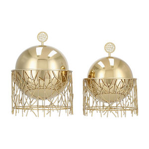 Casserole ronde de luxe moderne en or avec couvercle en métal poli et design en forme de cage métallique, idéale pour la maison, les mariages et les hôtels. - Product Image 6