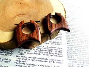 Connecteurs en bois faits à la main, ronds, découpés au laser, pour la fabrication de bijoux - Product Image 1