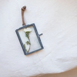 Modern Luxury Metal And Glass <b>Photo</b> <b>Frame</b> with Clear Glass Panel for Premium Home Decoration - Product Image 1